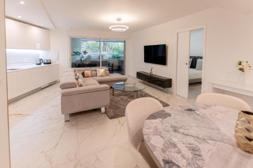 Rez-de-Jardin à Cannes Centre - Luxe & Design