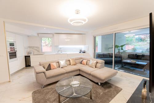 Rez-de-Jardin à Cannes Centre - Luxe & Design