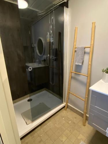 Koupelna v ubytování Oravanpesä