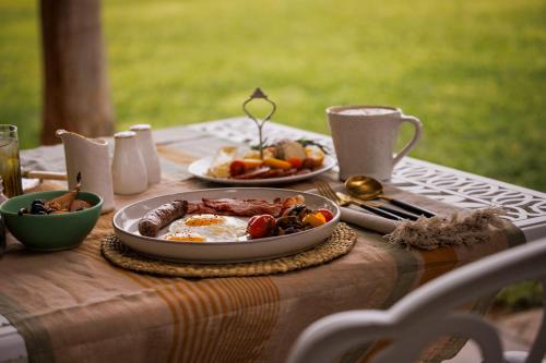 Φαγητό σε αυτό το ξενοδοχείο ή κάπου εκεί κοντά