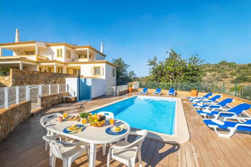 Πισίνα στο ή κοντά στο Villa Punta Cana by Algarve Vacation