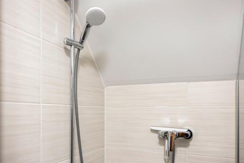 Ένα μπάνιο στο Ferienwohnung Weitblick