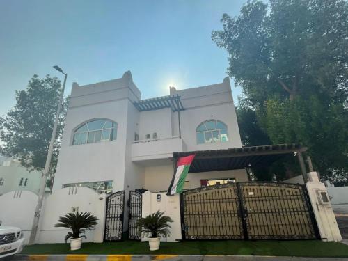 Oasis Villa Stay by Lunar