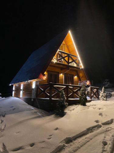 Mountain house Drveni Raj en invierno