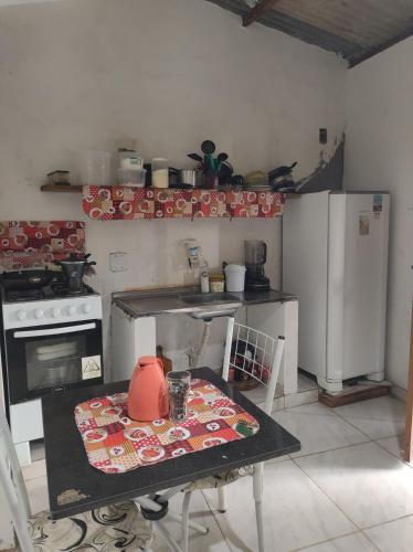 Η κουζίνα ή μικρή κουζίνα στο Raízes kit net