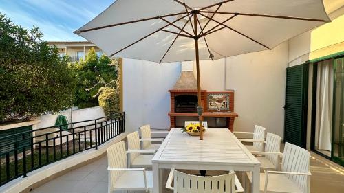 Noly - Shared Pool - 8 Guests - Albufeira