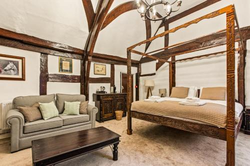 Gallery image of The George Inn in Buckinghamshire