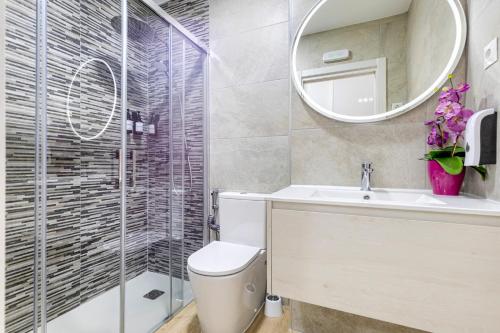 "Espacio Norma 1" con 1 Hab, AC & SmartTV en Las Ventas