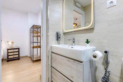 "Espacio Norma 3" 1 Hab más Sofá cama en Las Ventas