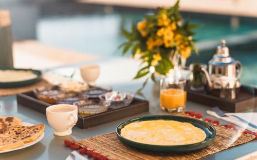 Φαγητό σε αυτός ο ξενώνας ή κάπου εκεί κοντά