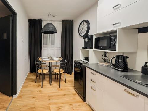 Køkken eller tekøkken på Mickiewicz Studio - stare miasto, 500m Rynek - FV VAT