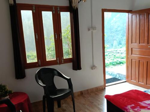 Fotografie z fotogalerie ubytování The lali buransh homestay v destinaci Nainital