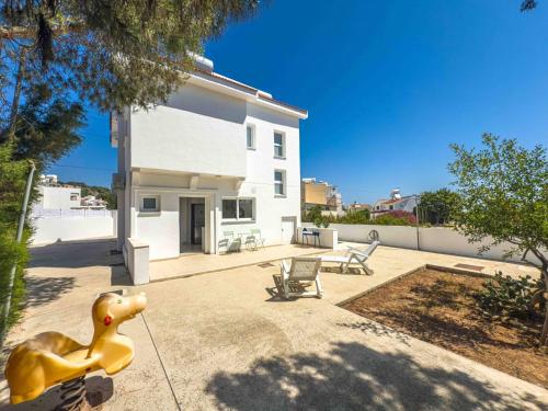 Chris Family Villa - Walk to Fig Tree Bay