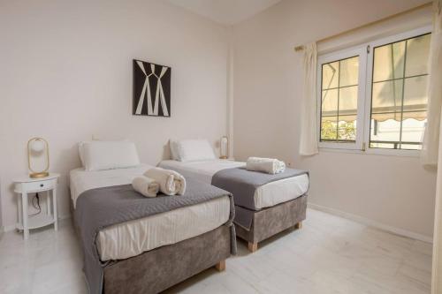 The White Marble Luxury City Apt