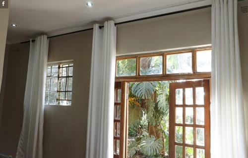 Cozy Ensuite Borrowdale