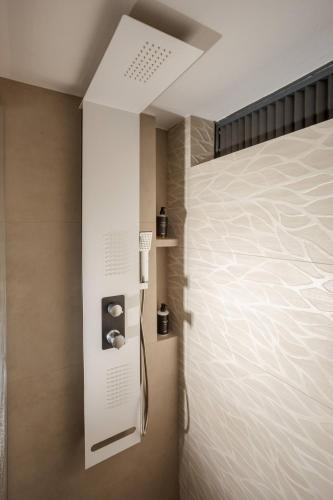 Demmi Central 2BR Designer Apt