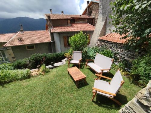 Nespecifikovaný výhled na hory nebo výhled na hory při pohledu z bed and breakfast