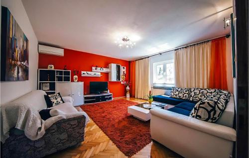 Lovely Apartment In Podstrana With Wifi