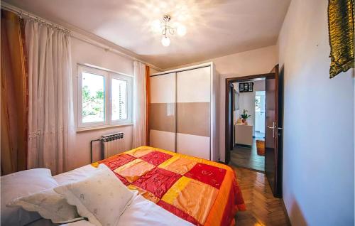 Lovely Apartment In Podstrana With Wifi