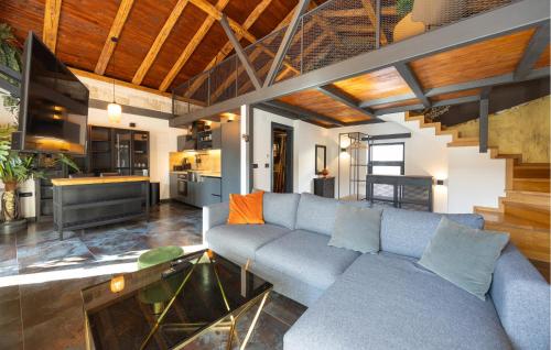 Pet Friendly Home In Kastel Stari With Wifi