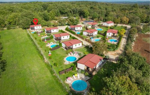 Stunning Home In Tinjan