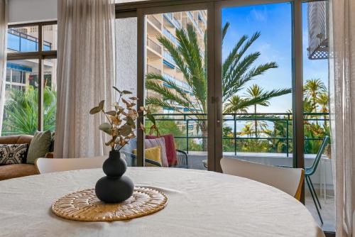 2 Bed Sea View in Marbella SKOL