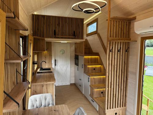 Η κουζίνα ή μικρή κουζίνα στο Tiny House Ingo John 'Speedy'