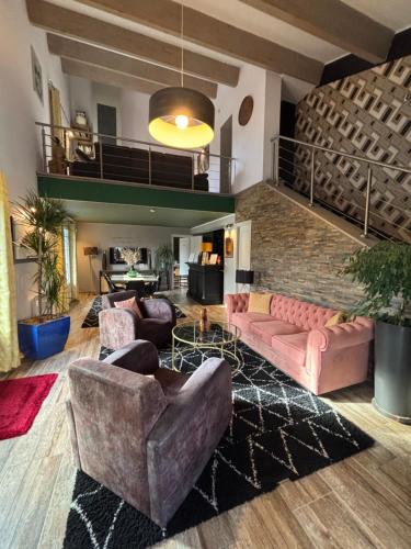 Χώρος καθιστικού στο L'Alpen Roc