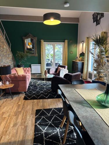 Χώρος καθιστικού στο L'Alpen Roc