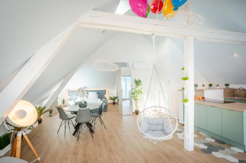 Up, Proche Basel, Loft Sous Combles & Vue