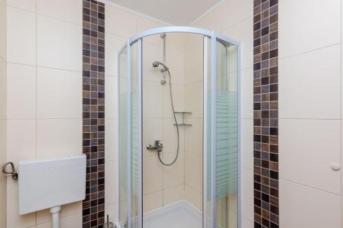 Ένα μπάνιο στο Villa Oasis Cypress