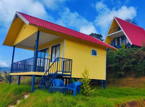 Gallery image of Cloudy Nandy Hills Poombarai in Kodaikānāl