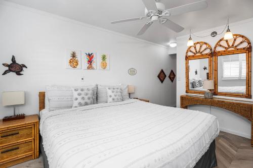 En eller flere senge i et værelse på Keauhou Akahi 210