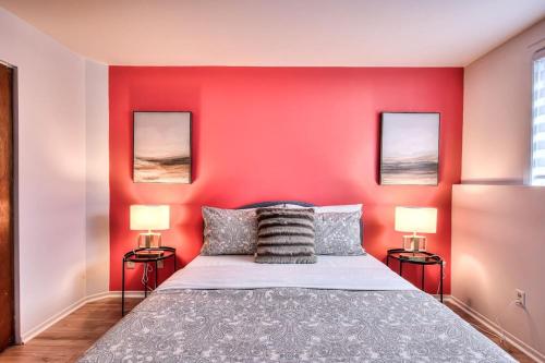 Ένα ή περισσότερα κρεβάτια σε δωμάτιο στο Family Friendly 2BR upto 6 guests! With parking!