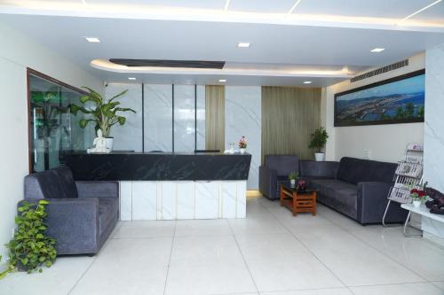 Posezení v ubytování The Orange Hotel