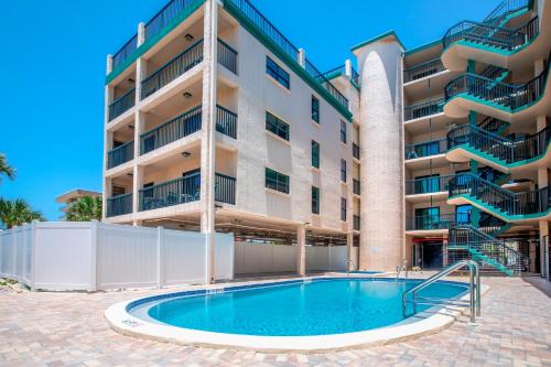 Πισίνα στο ή κοντά στο All Seasons Vacation Resort by Libertè