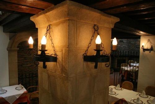 Restoran atau tempat lain untuk makan di Hostal Torre de Guzmán