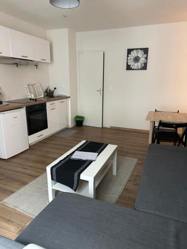 Christmas Market Cozy 1 bedroom and 1 convertible