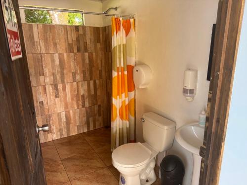 Ένα μπάνιο στο Yubarta Lodge