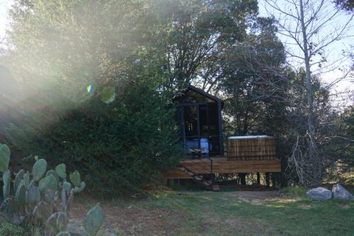 Κήπος έξω από το DenHills