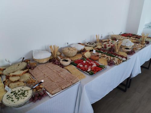 Mad på pensionatet eller i nærheden