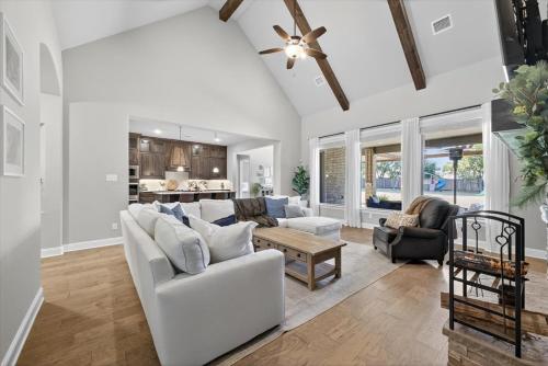 Fotografie z fotogalerie ubytování Midlothian Masterpiece with 5 Bedrooms v destinaci Midlothian