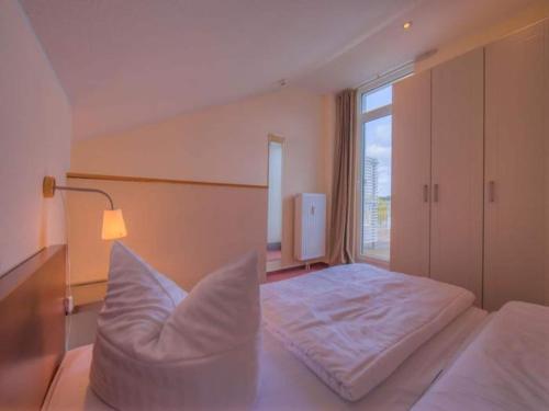 Postel nebo postele na pokoji v ubytování Elegant eingerichtete Ferienwohnung