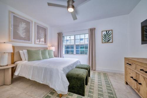 Beach Paradise - 1 Bedroom Home
