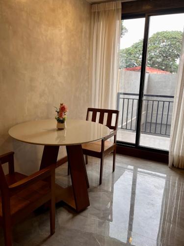 A balcony or terrace at Edificio Suites los Laureles