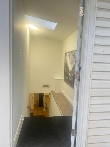 Foto de la galería de Rumi Home Vacation en Markham