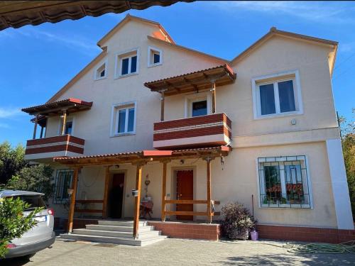 Preni Suites