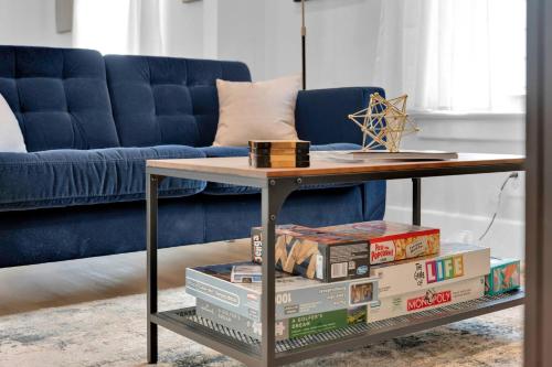 Φωτογραφία από το άλμπουμ του Bright 2-BR Home by Breweries/Riverfront/Casino σε Windsor