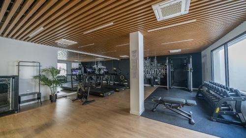 XPCE JADE TOWER, Pool-Spa-Gym-Cinema-Beach and Parking Free