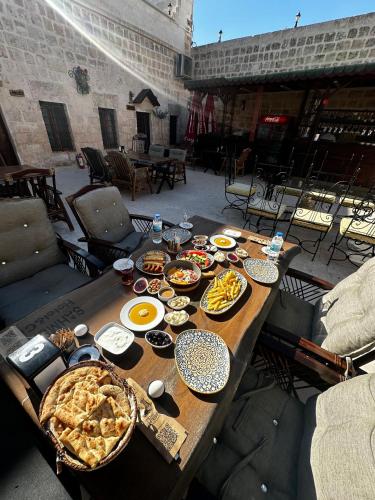 Jídlo v hotelu nebo okolí